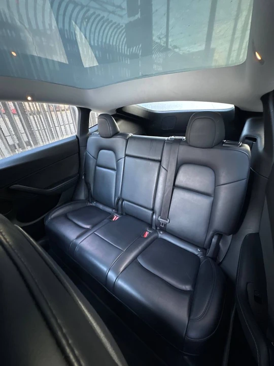 2022 Tesla Model Y - Image 6 of 7