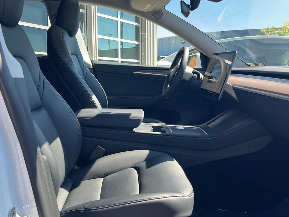 2022 Tesla Model Y - Image 24 of 27