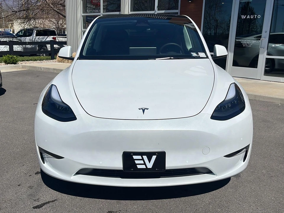 2022 Tesla Model Y - Image 3 of 27