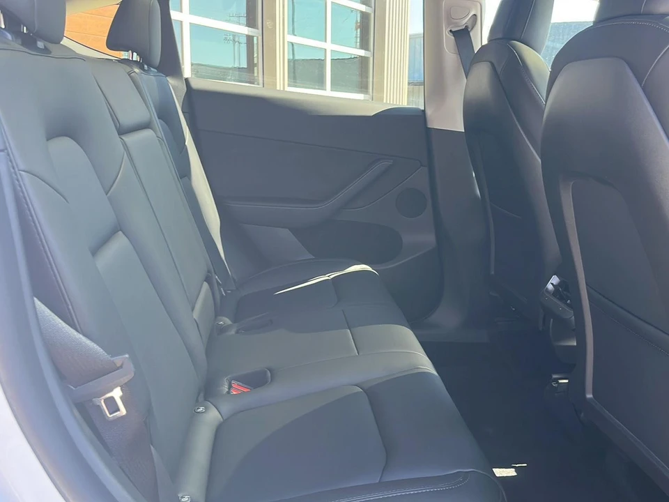 2022 Tesla Model Y - Image 20 of 21
