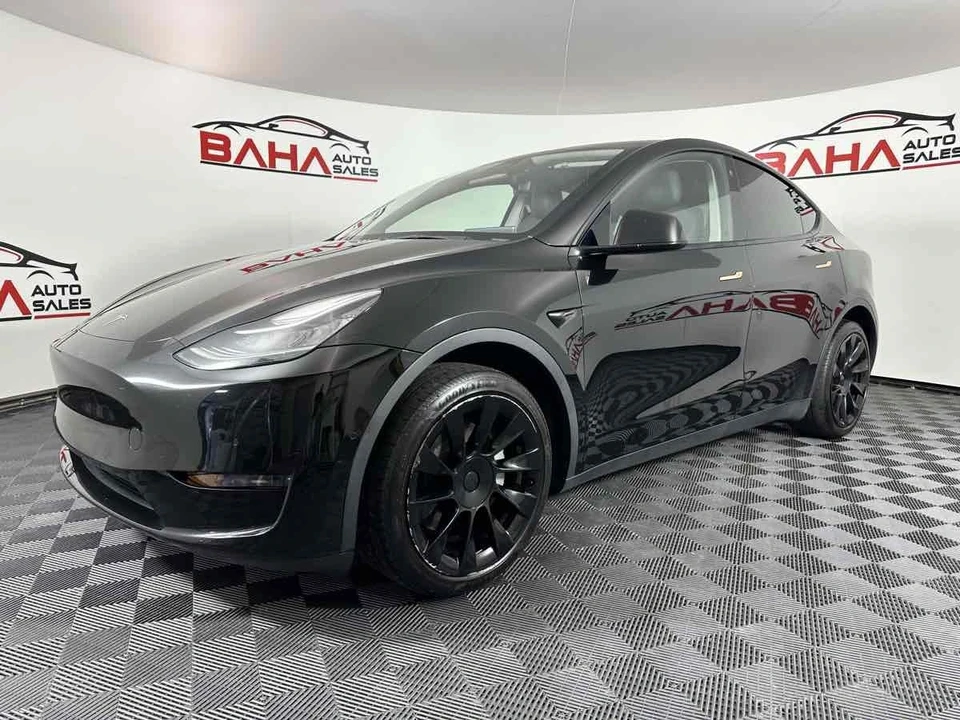 2022 Tesla Model Y - Image 2 of 21