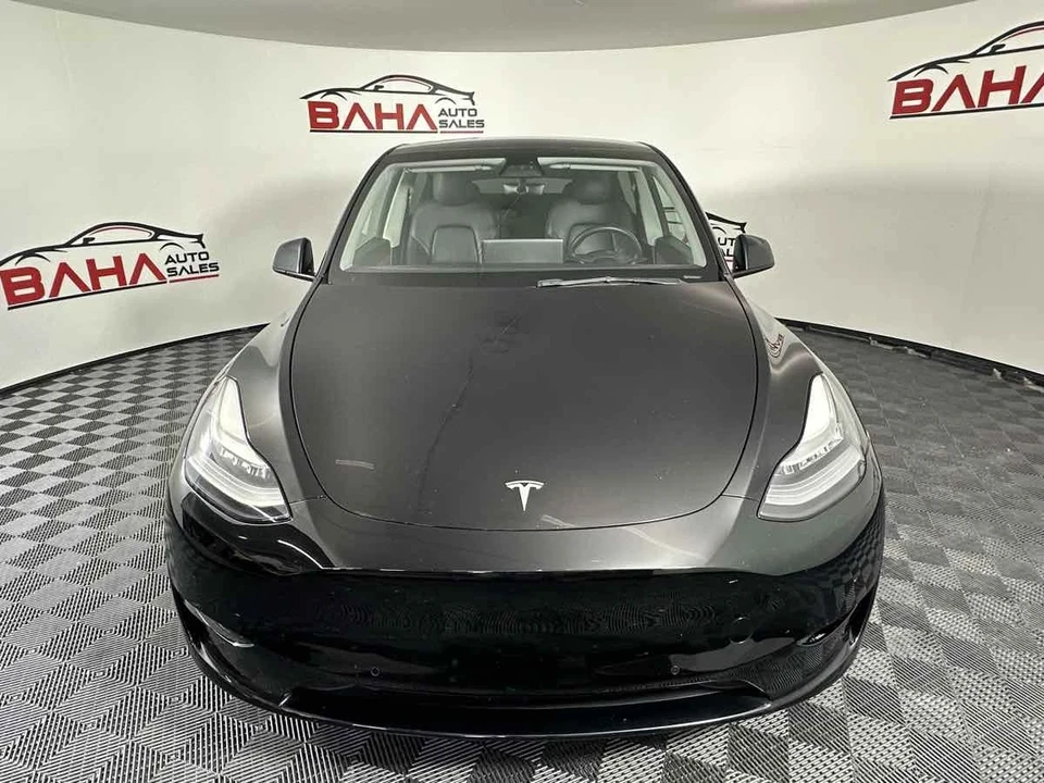 2022 Tesla Model Y - Image 13 of 21