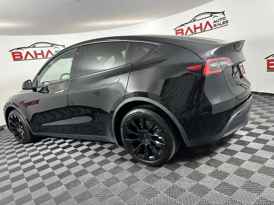 2022 Tesla Model Y - Image 6 of 21