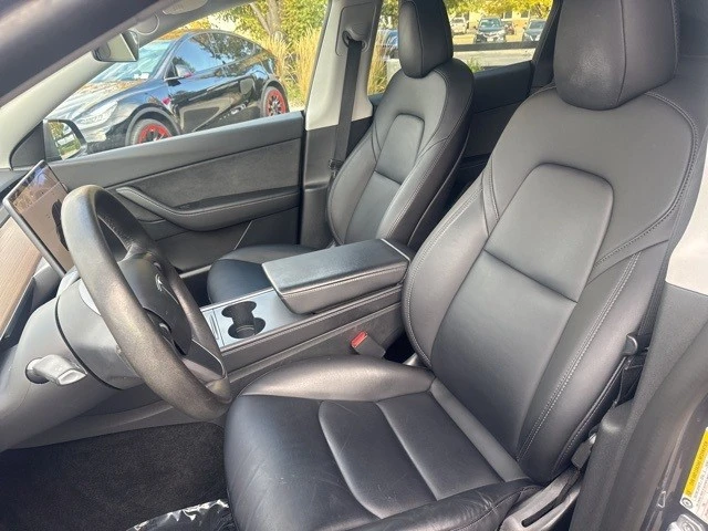 2022 Tesla Model Y - Image 12 of 21