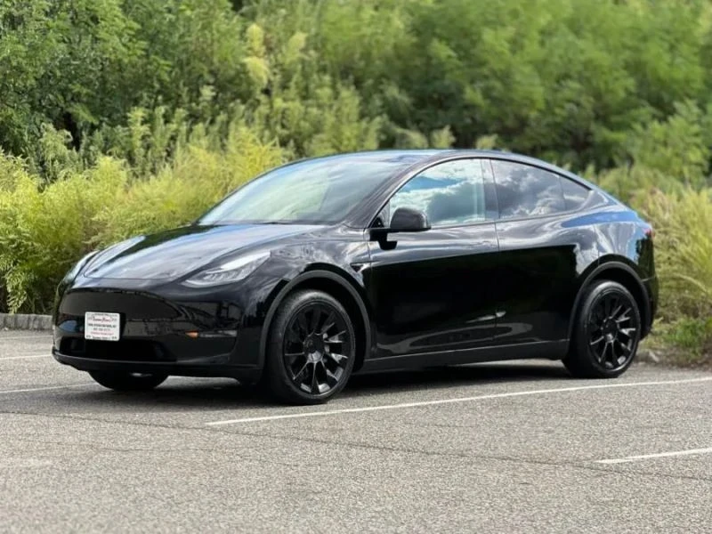 2022 Tesla Model Y - Image 5 of 12
