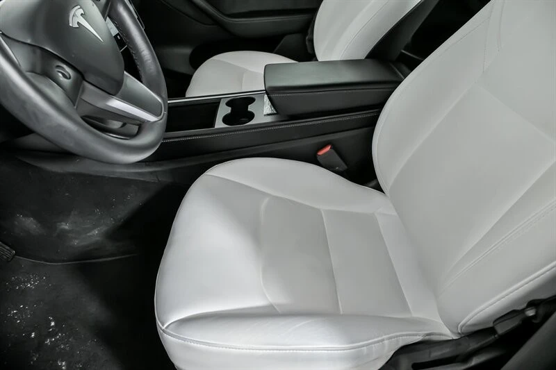 2022 Tesla Model Y - Image 17 of 21