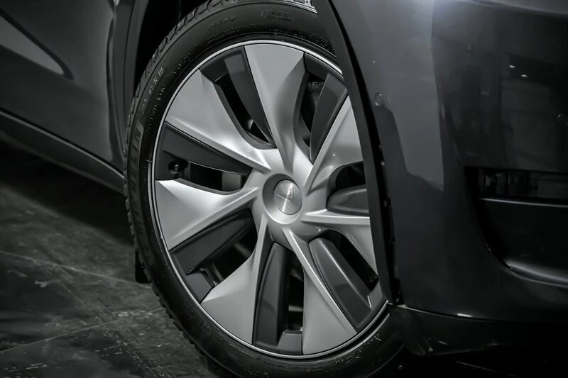 2022 Tesla Model Y - Image 3 of 21
