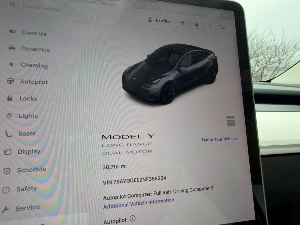 2022 Tesla Model Y - Image 15 of 15