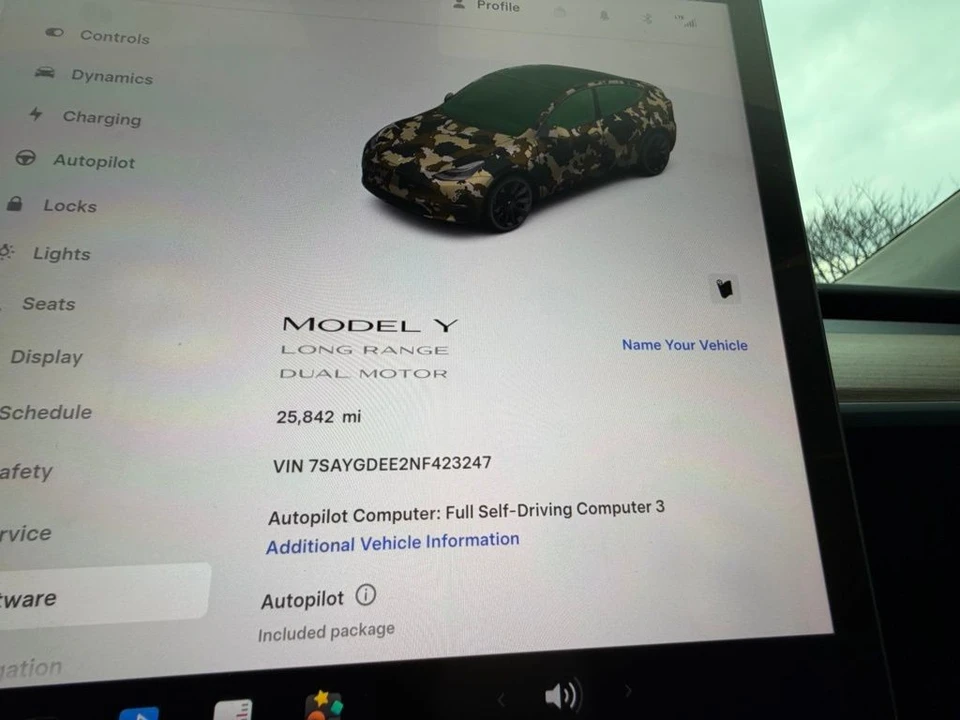 2022 Tesla Model Y - Image 18 of 18