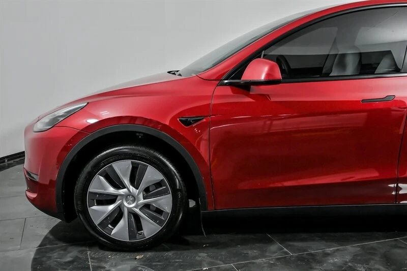 2022 Tesla Model Y - Image 6 of 21