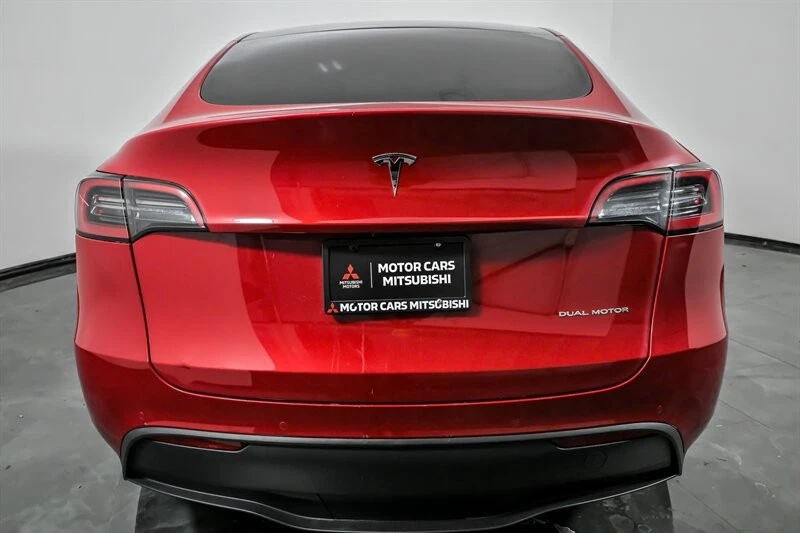 2022 Tesla Model Y - Image 9 of 21