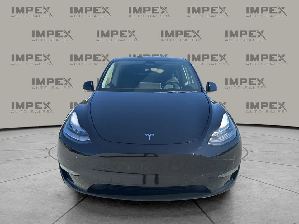 2022 Tesla Model Y - Image 8 of 12