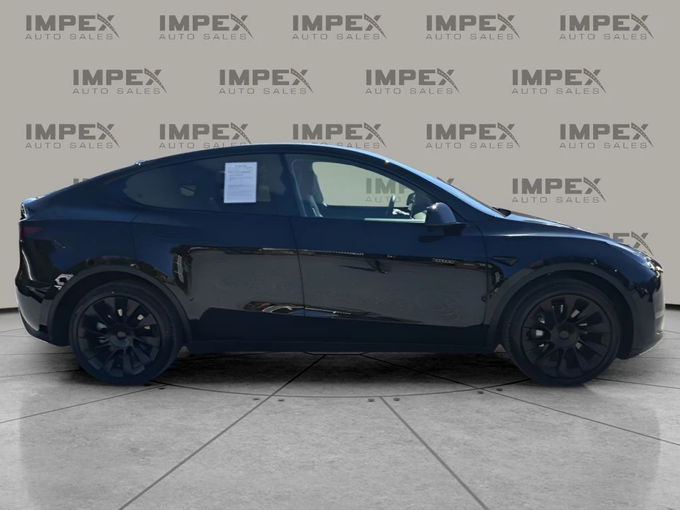 2022 Tesla Model Y - Image 6 of 12