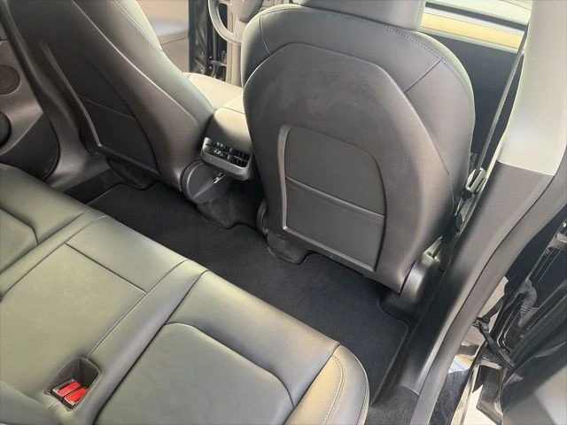 2022 Tesla Model Y - Image 19 of 21