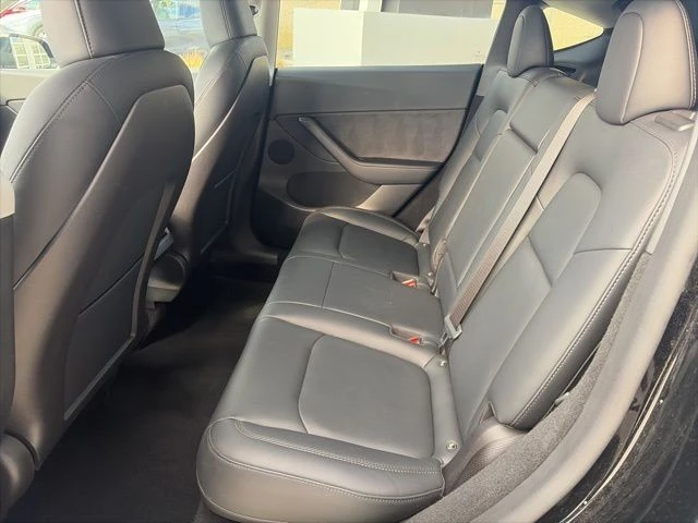 2022 Tesla Model Y - Image 16 of 21