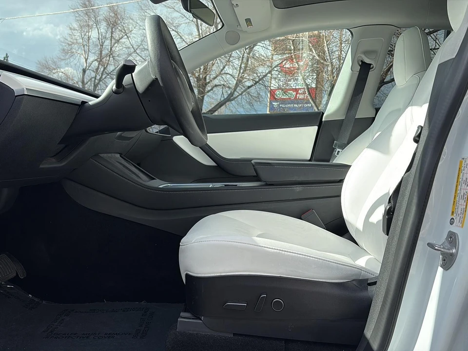 2022 Tesla Model Y - Image 13 of 21