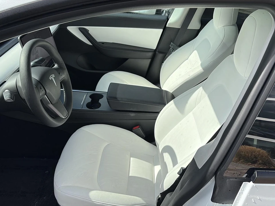 2022 Tesla Model Y - Image 12 of 21