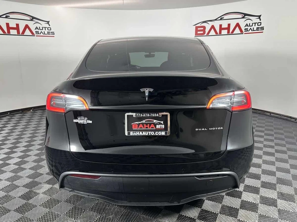 2022 Tesla Model Y - Image 7 of 21