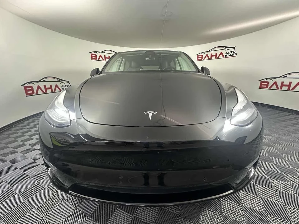 2022 Tesla Model Y - Image 14 of 21