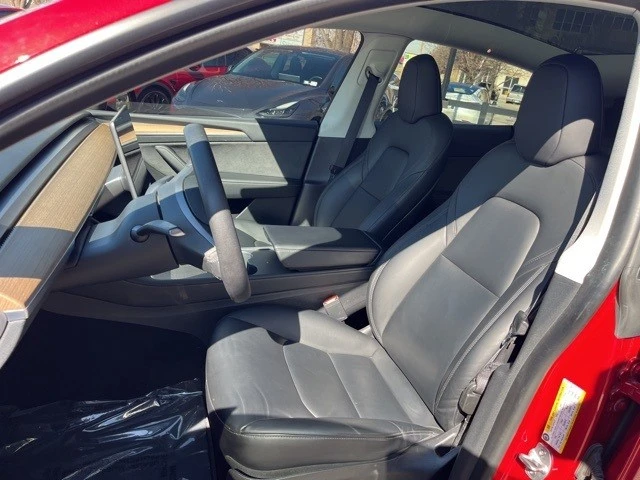 2022 Tesla Model Y - Image 11 of 21