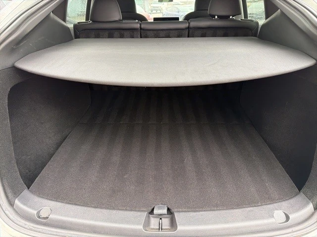 2022 Tesla Model Y - Image 16 of 21