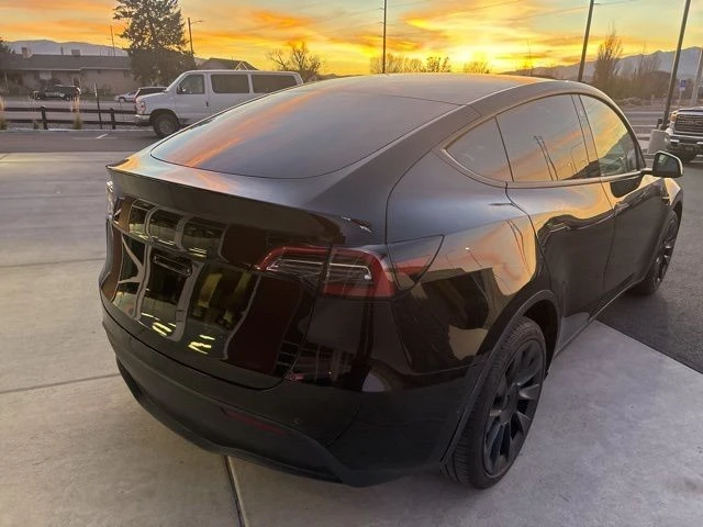 2022 Tesla Model Y - Image 7 of 21