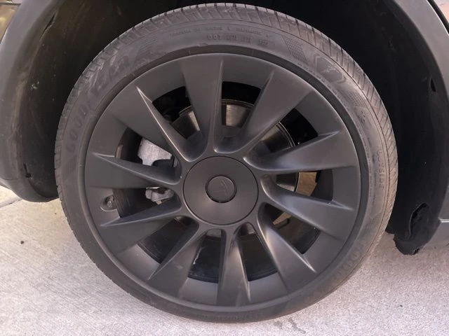 2022 Tesla Model Y - Image 9 of 21