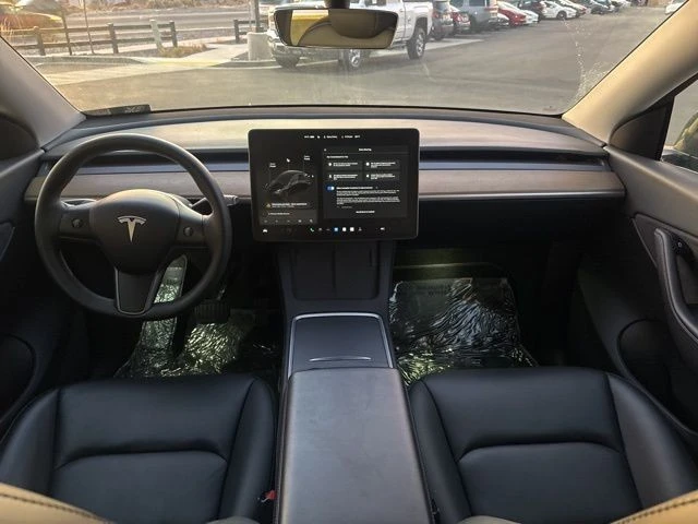 2022 Tesla Model Y - Image 13 of 21