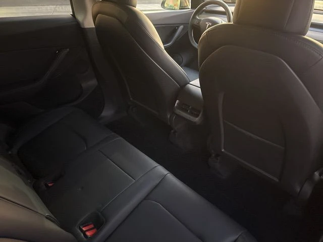 2022 Tesla Model Y - Image 20 of 21