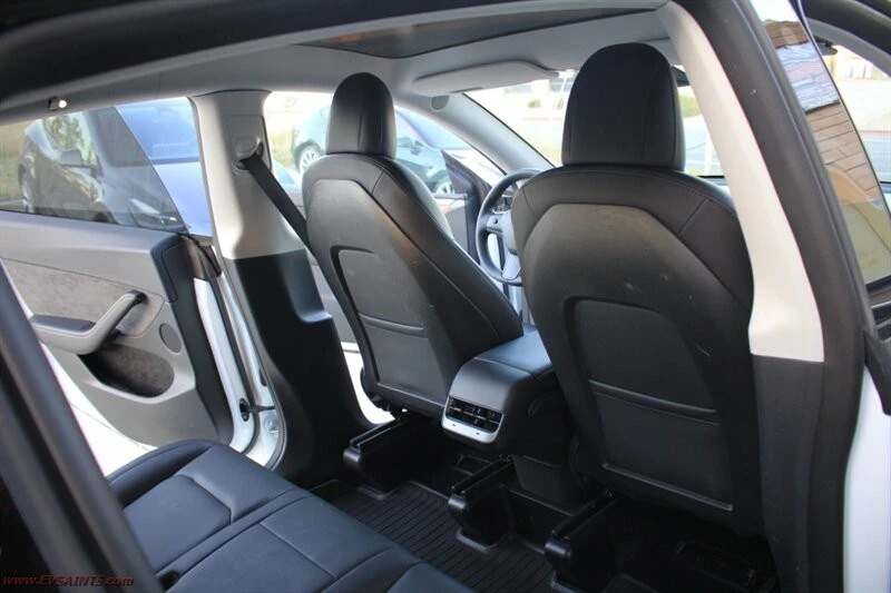 2022 Tesla Model Y - Image 15 of 20