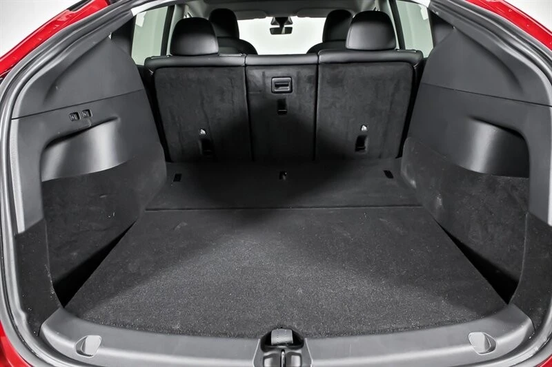 2022 Tesla Model Y - Image 13 of 21