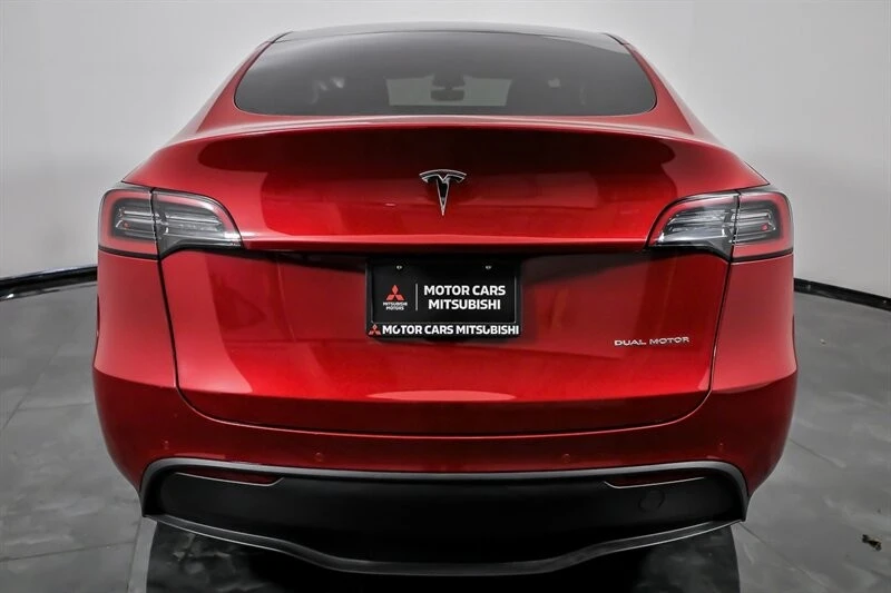 2022 Tesla Model Y - Image 9 of 21
