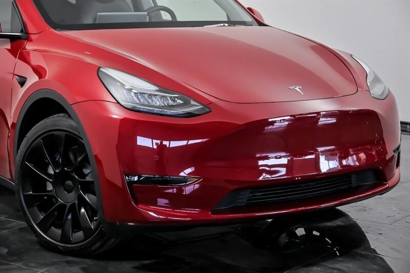 2022 Tesla Model Y - Image 2 of 21