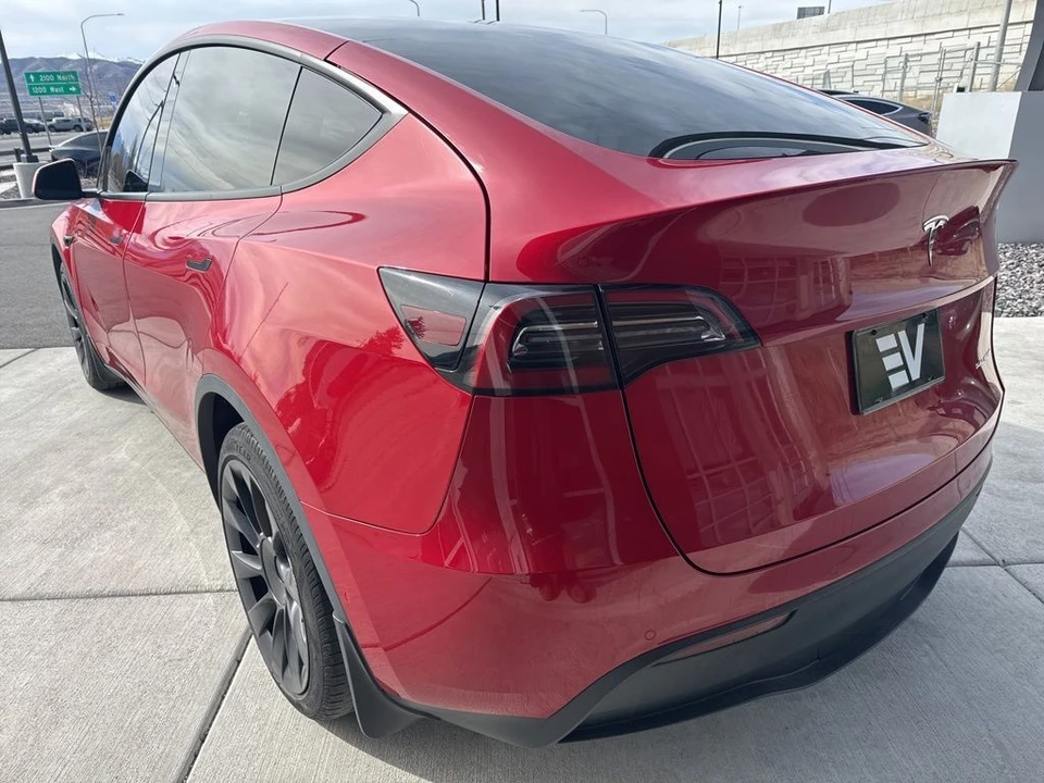 2022 Tesla Model Y - Image 6 of 21