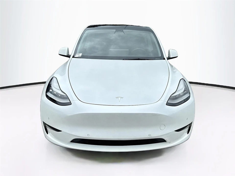 2022 Tesla Model Y - Image 7 of 12