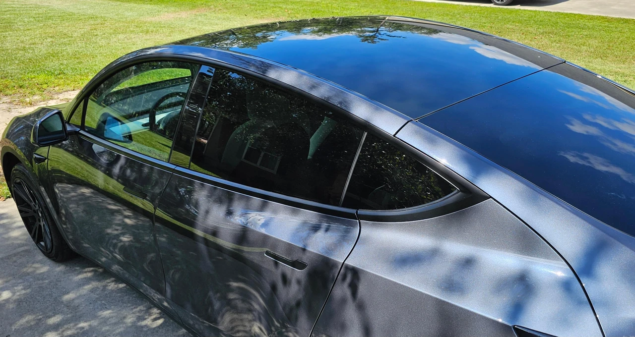2022 Tesla Model Y - Image 17 of 31