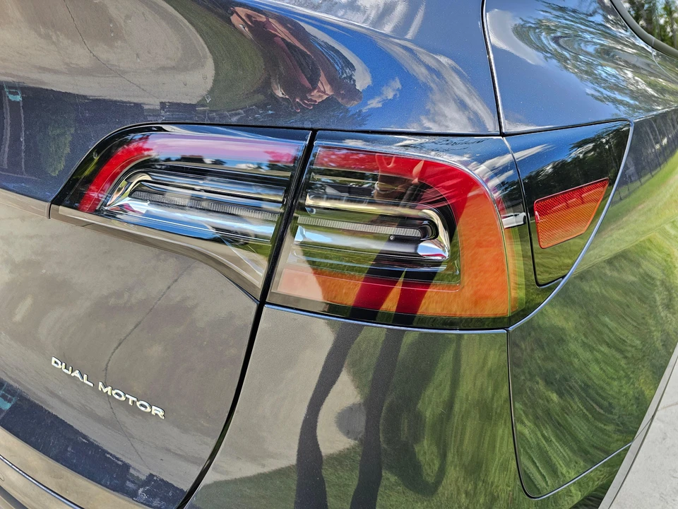 2022 Tesla Model Y - Image 19 of 31