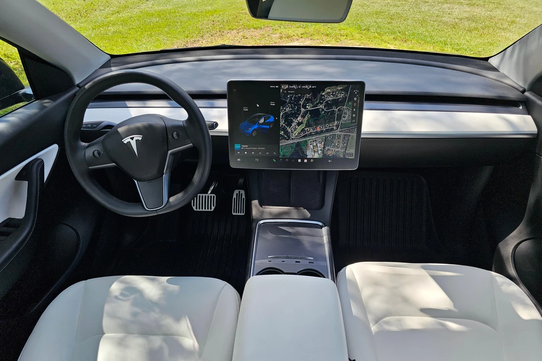2022 Tesla Model Y - Image 26 of 31