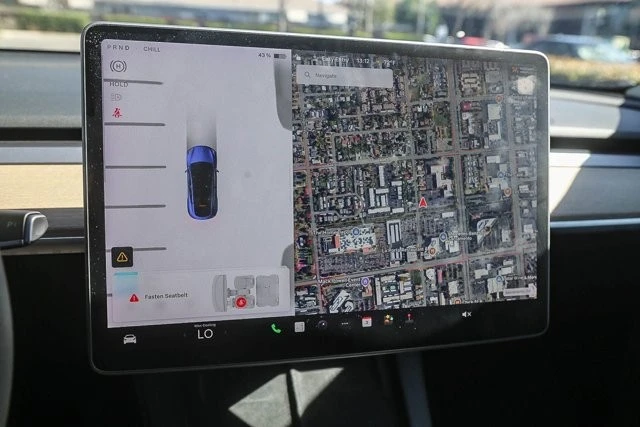 2022 Tesla Model Y - Image 6 of 19