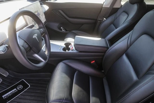 2022 Tesla Model Y - Image 5 of 19