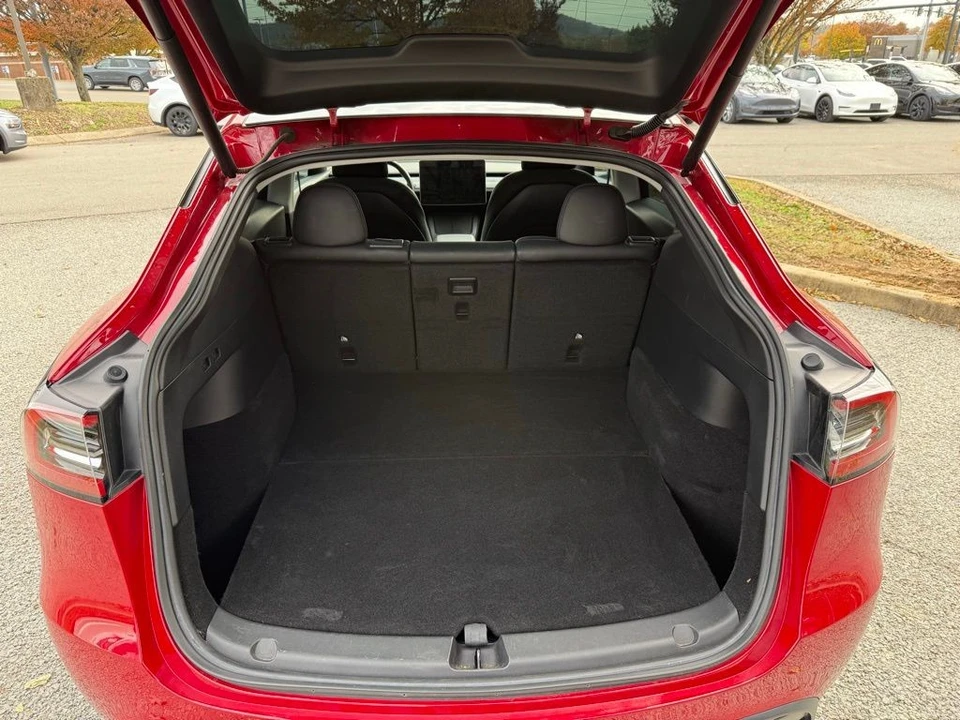 2022 Tesla Model Y - Image 7 of 11