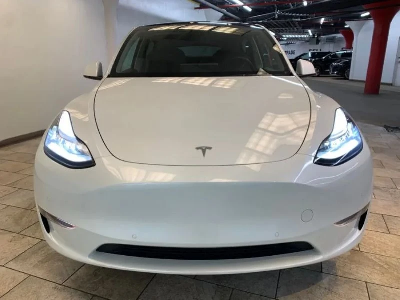 2022 Tesla Model Y - Image 3 of 12