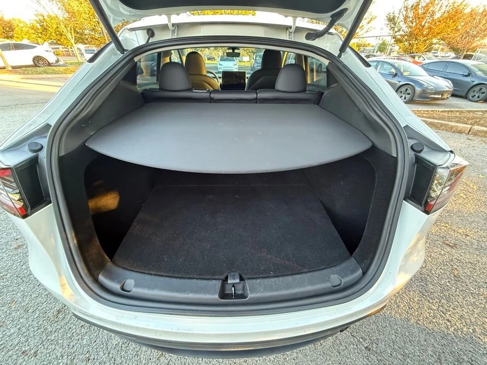 2022 Tesla Model Y - Image 7 of 11