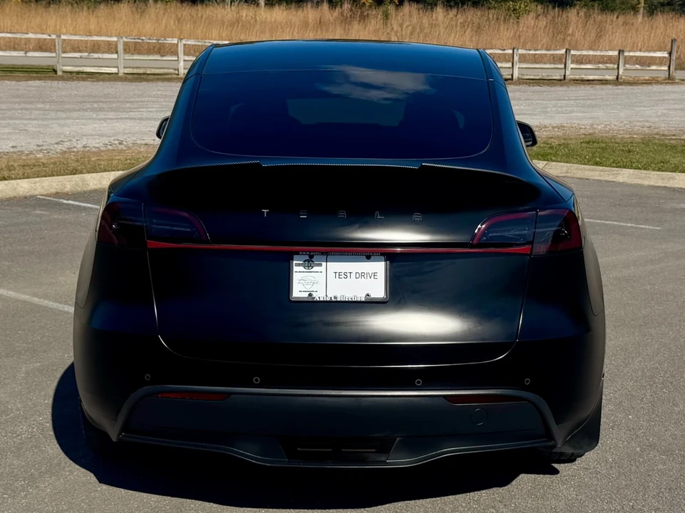 2022 Tesla Model Y - Image 6 of 12
