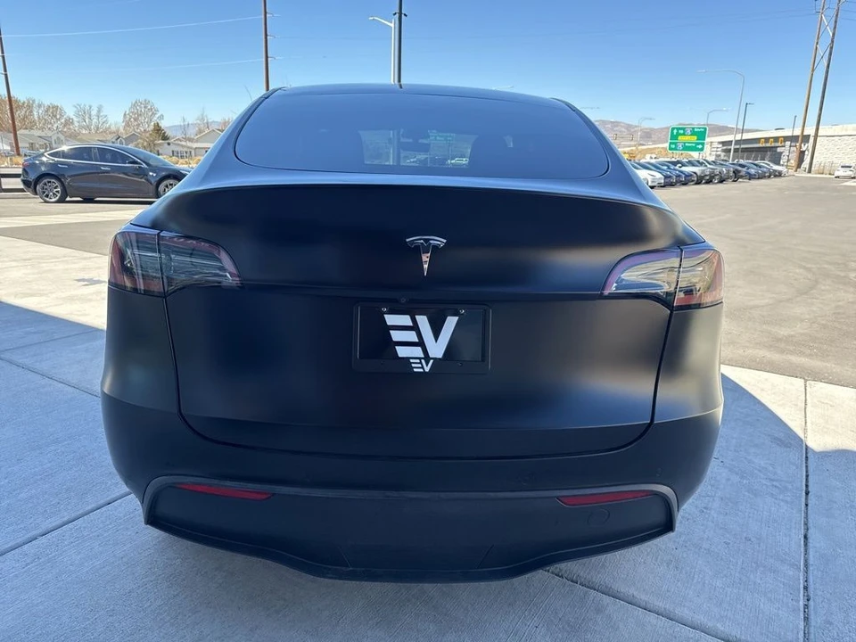 2022 Tesla Model Y - Image 7 of 21