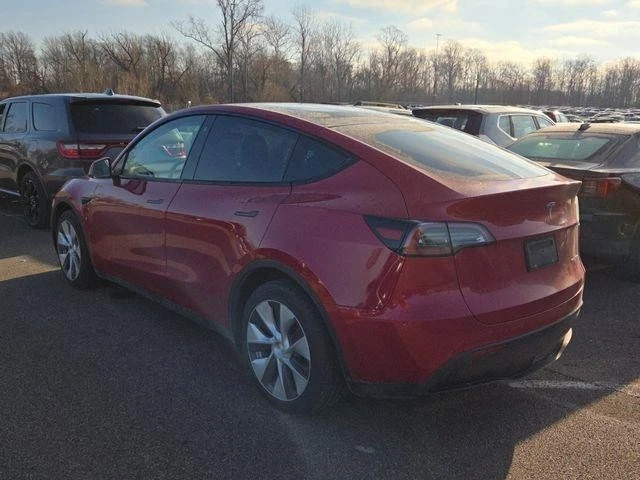 2022 Tesla Model Y - Image 2 of 10