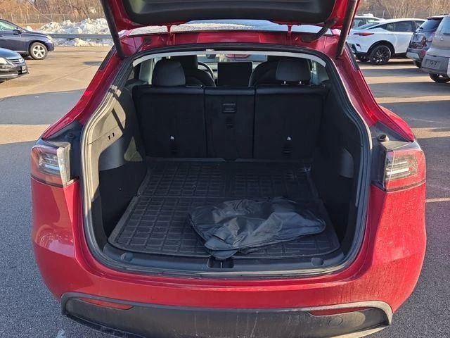2022 Tesla Model Y - Image 10 of 10