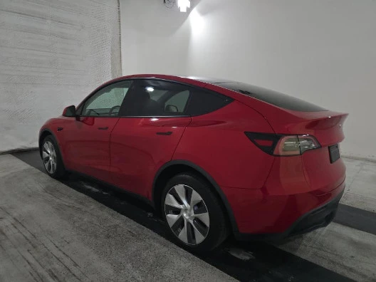 2022 Tesla Model Y - Image 4 of 7