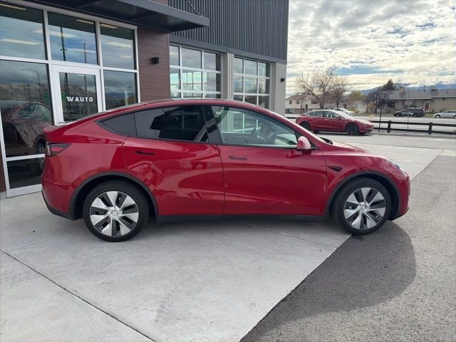 2022 Tesla Model Y - Image 9 of 21