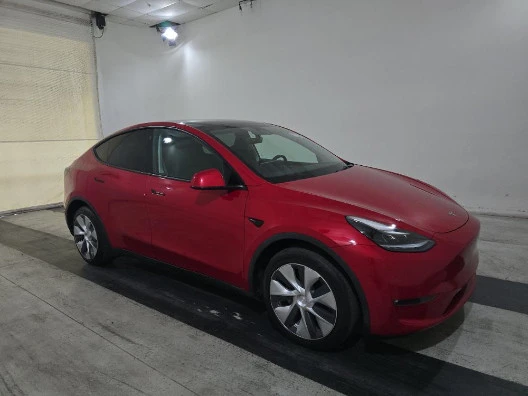 2022 Tesla Model Y - Image 2 of 7